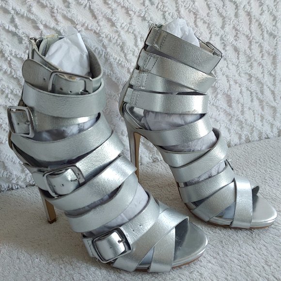 Sexy Silver Metallic Cage Strap Heels Buckle Detail Back Zip - Picture 2 of 8